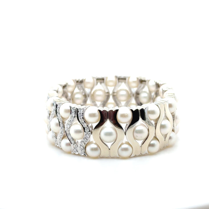 18K White Gold Pearl Diamond Bracelet