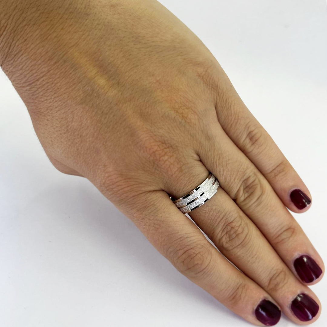 14K White Gold 7mm Stone Finish Band