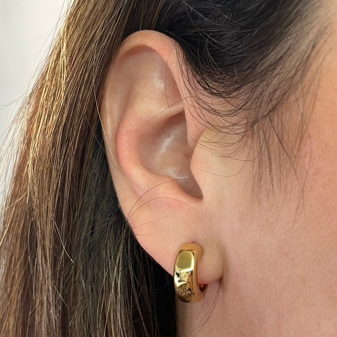 14K Yellow Gold Puffed Hoop Earrings