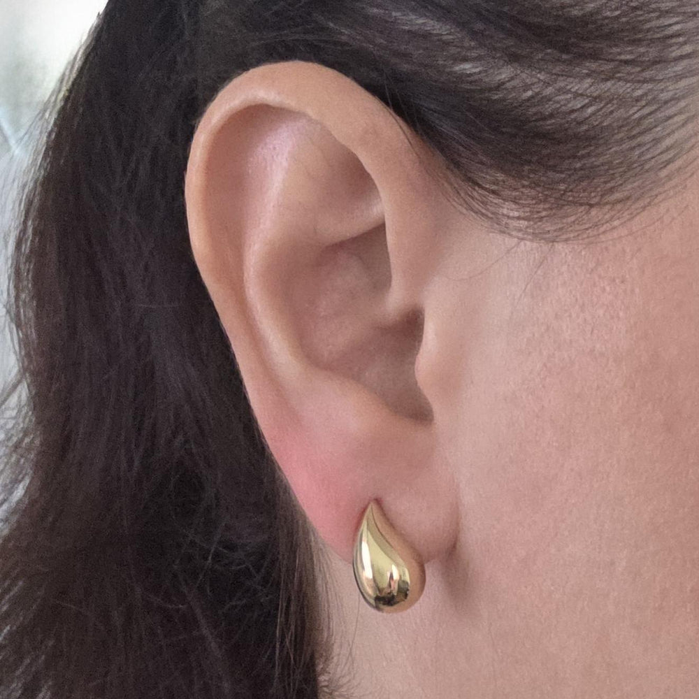 14K Yellow Gold High Polish Teardrop Stud Earrings