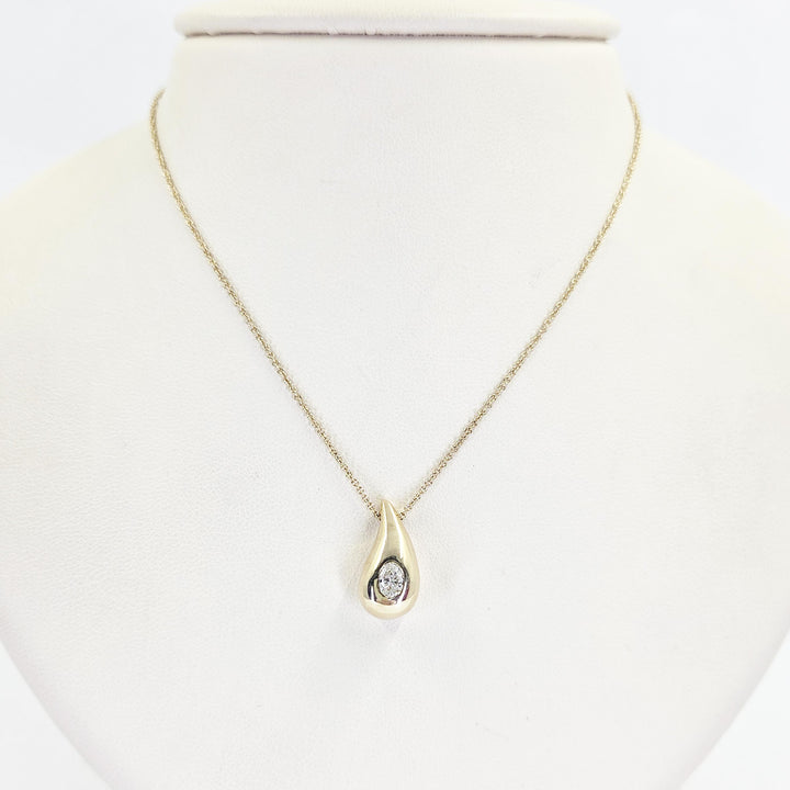 14K Yellow Gold Oval Diamond Teardrop Necklace