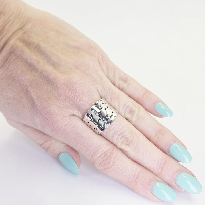 John Hardy Kali Dot Saddle Ring in Sterling Silver
