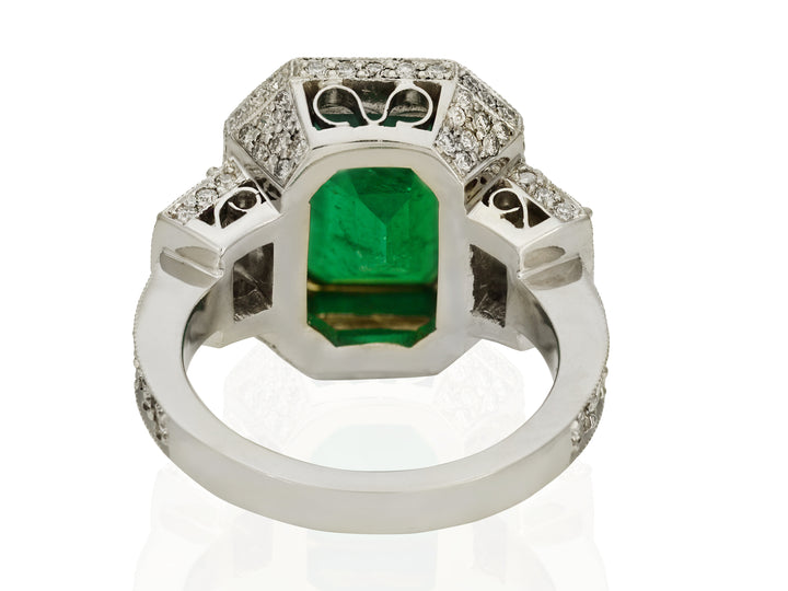 Colombian Emerald and Diamond Ring