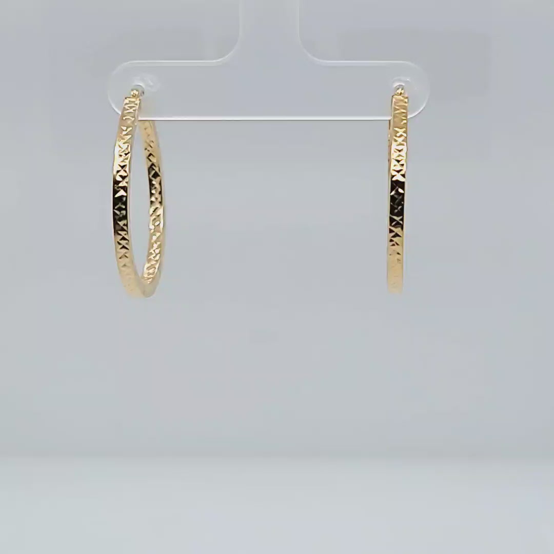 2.2mm Squared Edge Hoop Earrings