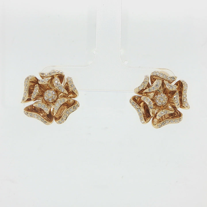 14K Yellow Gold Flower Diamond Stud Earrings