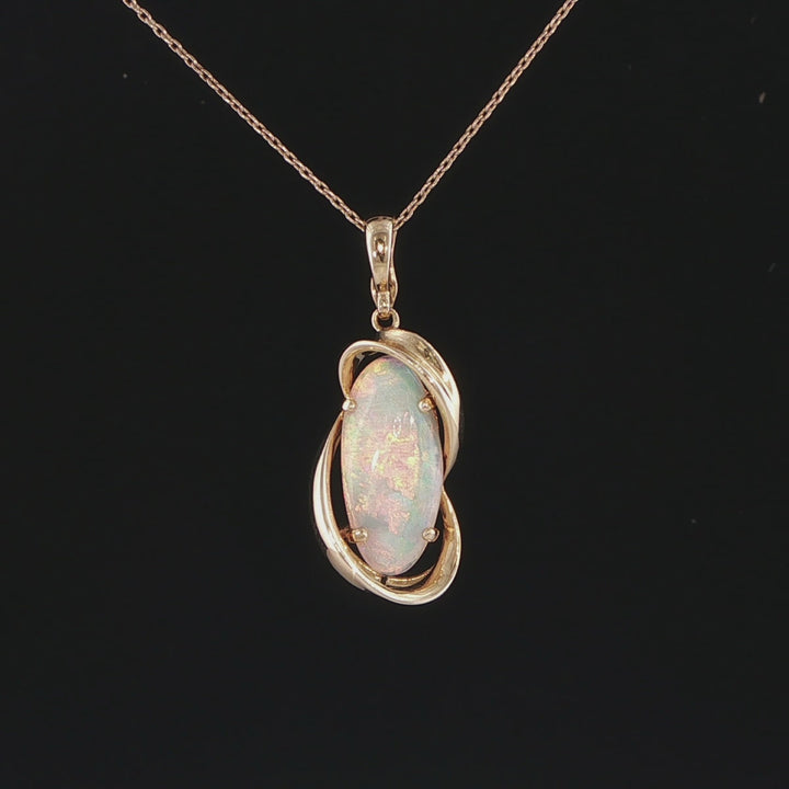18K Yellow Gold Oval Cabochon Opal Necklace with 14K Gold Chain