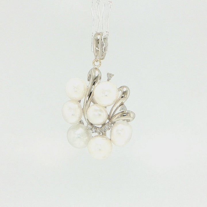 14K White Gold Pearl & Diamond Cluster Pendant
