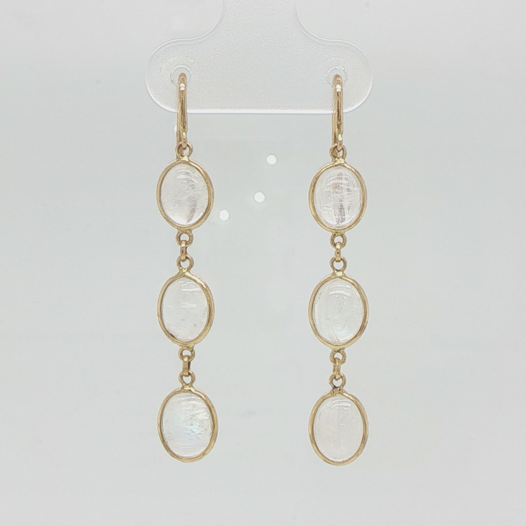18K Yellow Gold Moonstone Drop Earring