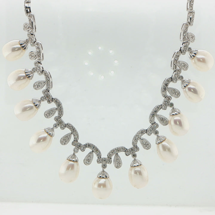 18K White Gold Pearl Diamond Necklace