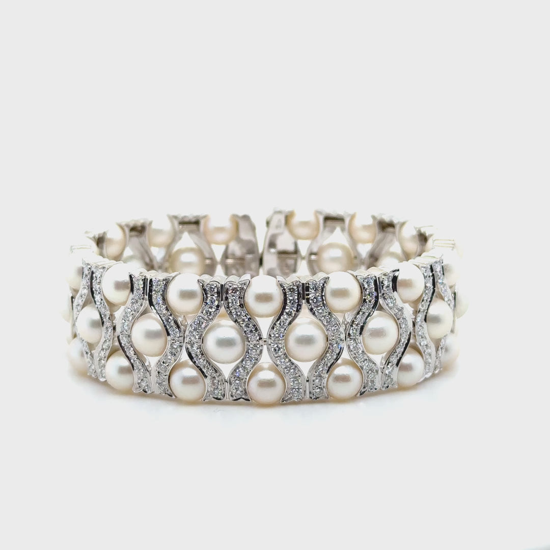18K White Gold Pearl Diamond Bracelet