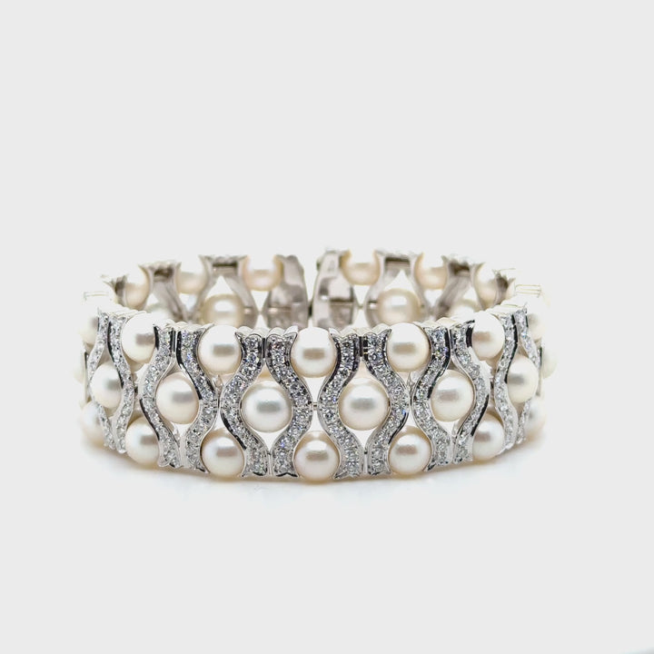 18K White Gold Pearl Diamond Bracelet