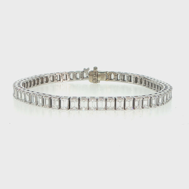 14K White Gold Emerald Cut Diamond Tennis Bracelet