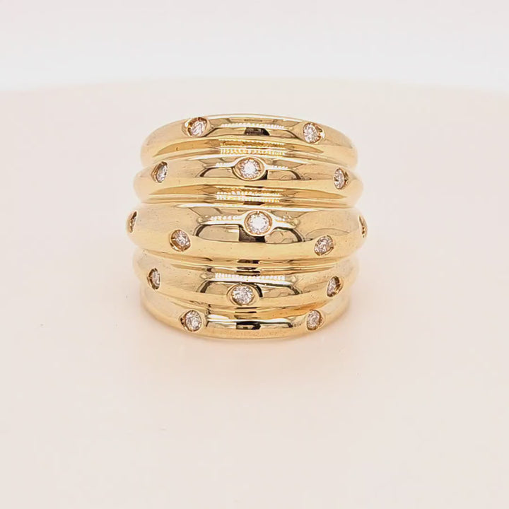 Ribbed Wide Diamond Band