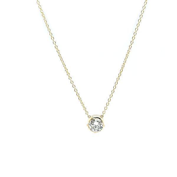 0.50-Carat-bezel-set-diamond-solitaire-pendant-necklace