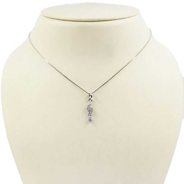 Diamond Pendant Necklace