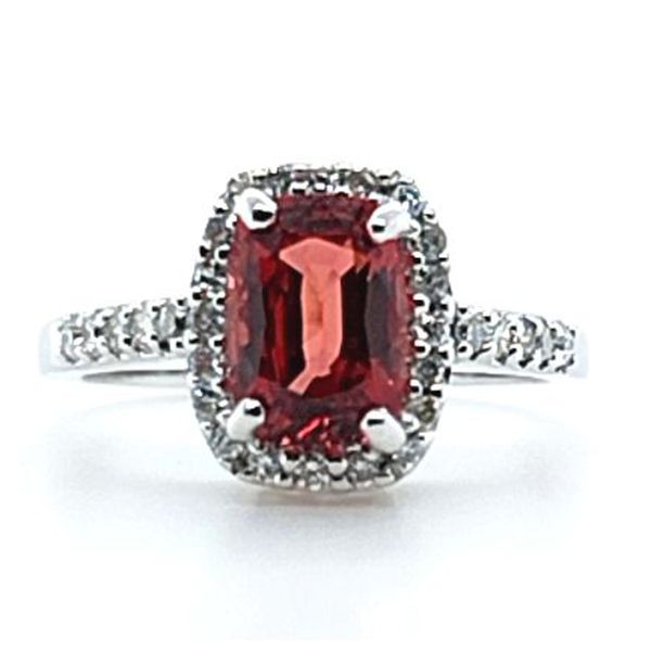 Spinel-and-diamond-ring