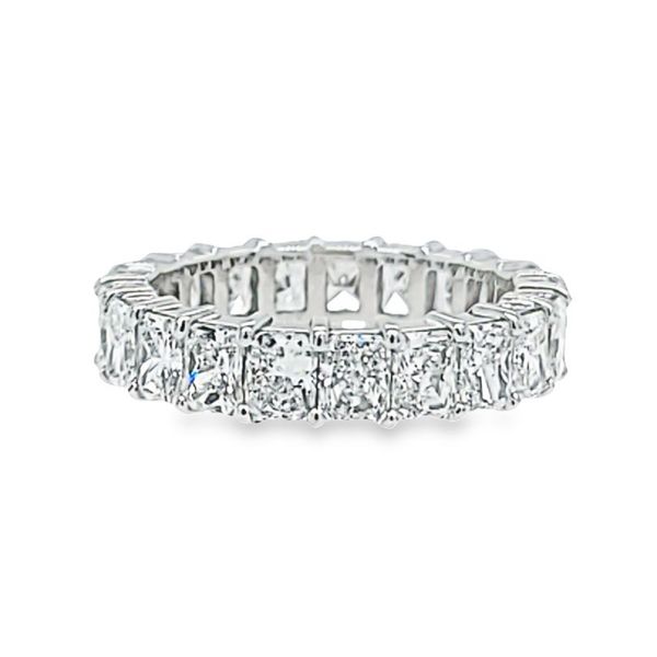 Platinum-radiant-cut-diamond-eternity-band