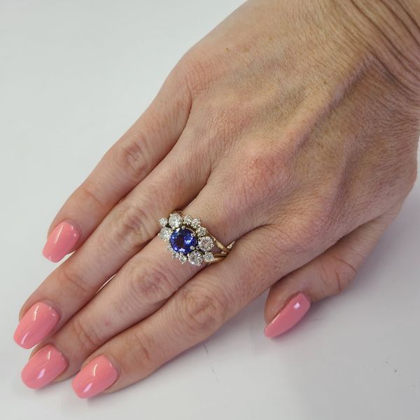 Tanzanite and diamond ring