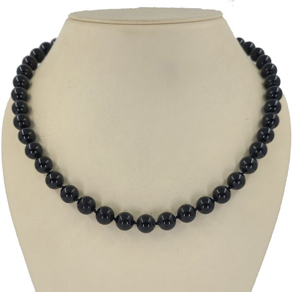 onyx-bead-necklace