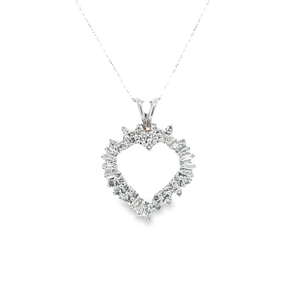 heart-outline-diamond-pendant-necklace